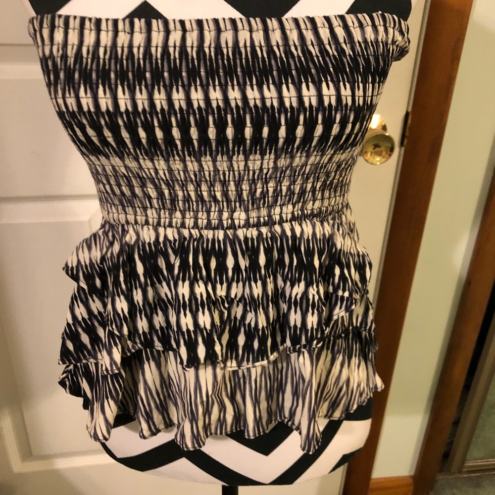 Tube top with ruffle bottom